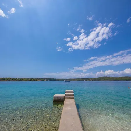 Olife 4* Milna (Brac)