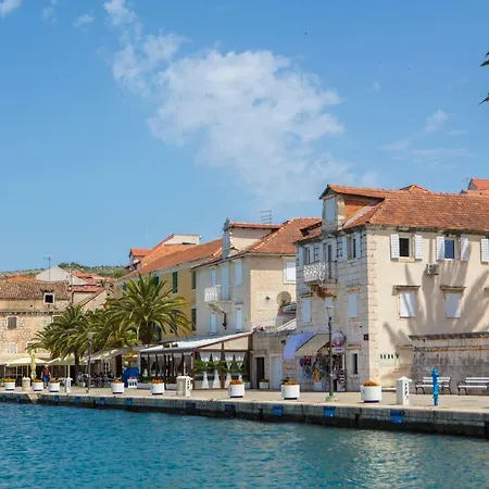 Guest house Olife Milna (Brac)